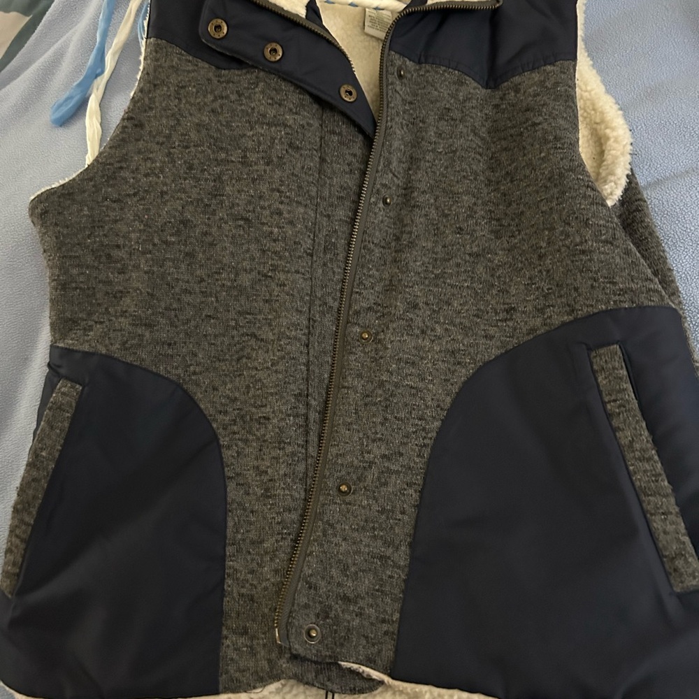 Orvis Charcoal and Navy Women's Vest